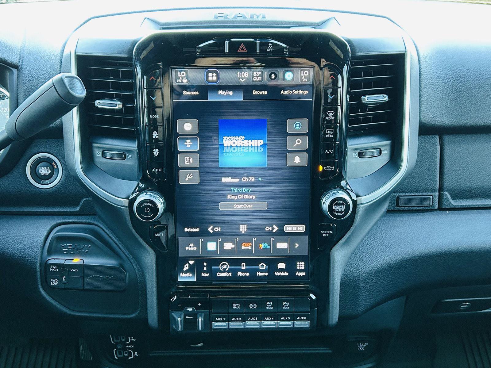 Used 2024 RAM 2500 Big Horn w/ Sport Appearance Package AWD/4WD image 16