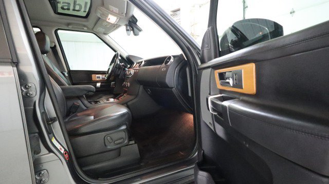 Used 2015 Land Rover LR4 HSE LUX AWD/4WD image 10