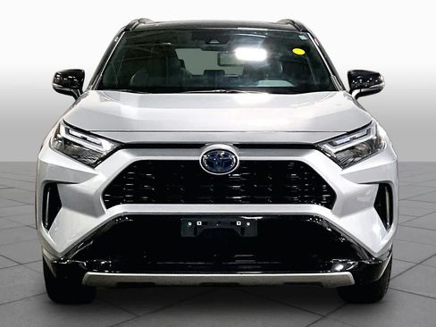 Used 2024 Toyota RAV4 XSE w/ Weather Package AWD/4WD image 4