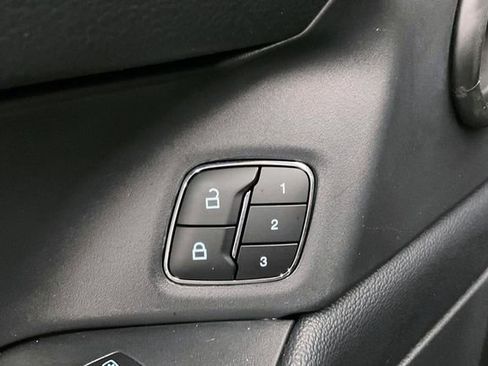 Used 2024 Ford Expedition Max XLT image 40