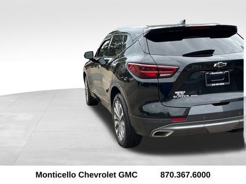 Used 2023 Chevrolet Blazer Premier w/ Enhanced Convenience Package image 6