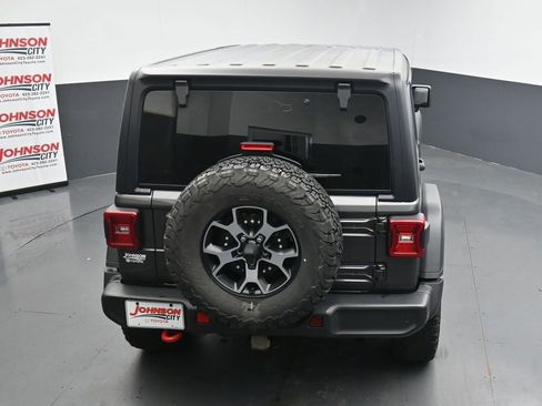 Used 2022 Jeep Wrangler Unlimited Rubicon w/ LED Lighting Group AWD/4WD image 31