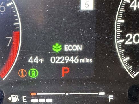 Used 2024 Honda Civic Sport image 32