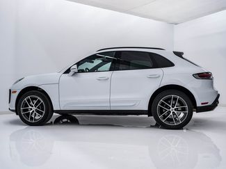 Certified 2025 Porsche Macan video 2