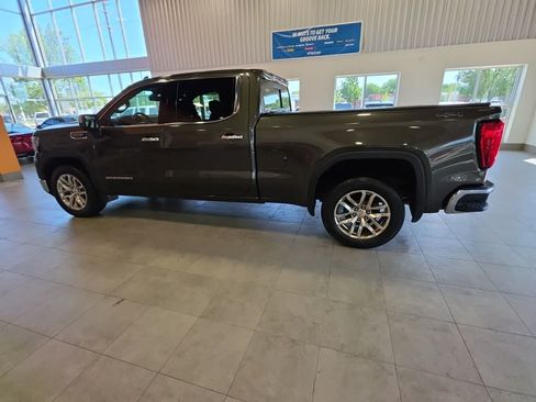 Used 2019 GMC Sierra 1500 SLT w/ SLT Convenience Package AWD/4WD image 14