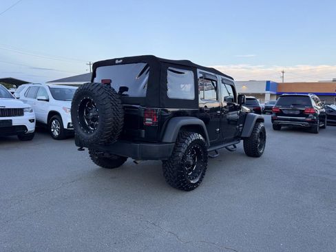 Used 2015 Jeep Wrangler Unlimited Sport w/ Connectivity Group AWD/4WD image 6