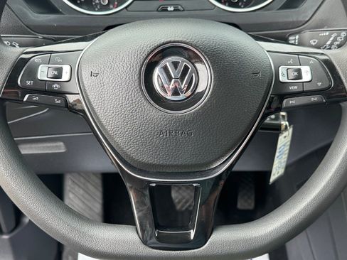Used 2021 Volkswagen Tiguan S FWD image 21