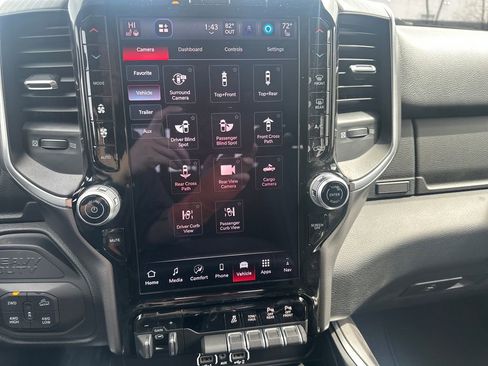 New 2026 RAM 2500 Big Horn AWD/4WD image 32