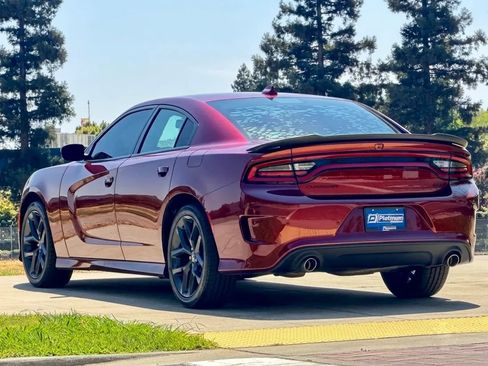 Used 2020 Dodge Charger GT w/ Blacktop Package RWD image 4