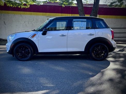 Used 2014 MINI Cooper Countryman FWD image 4