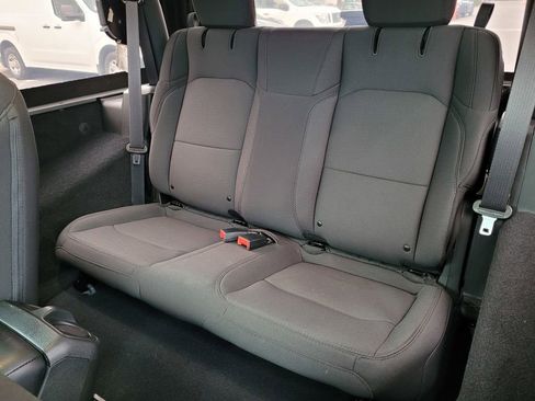 Used 2023 Jeep Wrangler Willys image 8