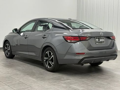 Used 2024 Nissan Sentra SV FWD image 4