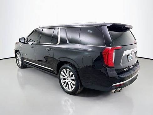 Used 2023 GMC Yukon XL Denali w/ Denali Reserve Package image 5
