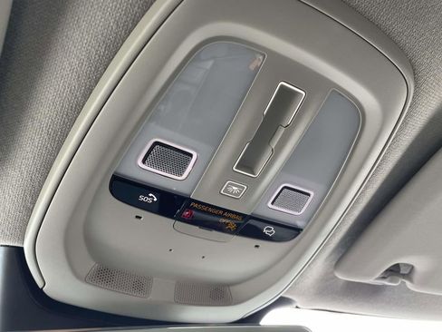 New 2026 Volvo XC40 B4 Core w/ Climate Package image 22