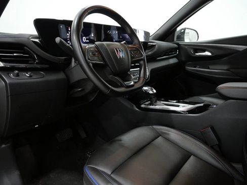 Used 2025 Buick Envista Sport Touring FWD image 11