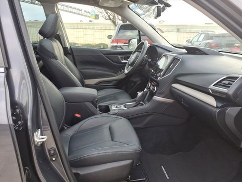 Used 2022 Subaru Forester Limited image 17