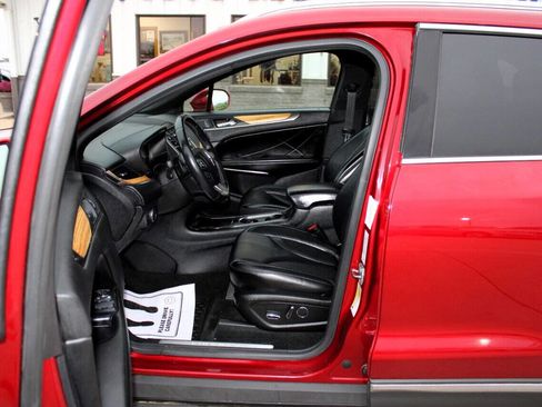 Used 2015 Lincoln MKC AWD w/ Equipment Group 101A Select image 11