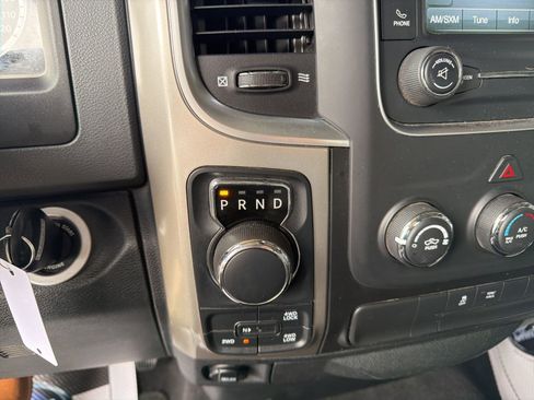 Used 2018 RAM 1500 Classic SLT image 15