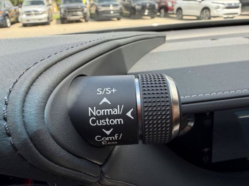 Used 2019 Lexus LS 500 RWD image 24