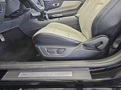 Used 2024 Ford Mustang Premium RWD image 27