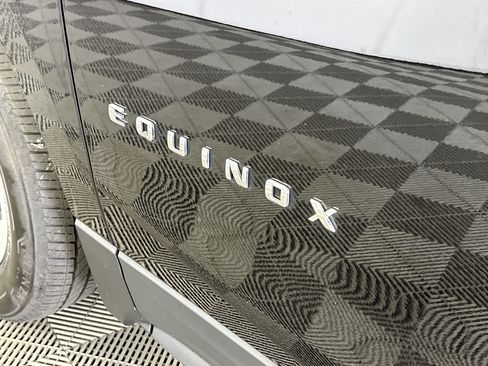 Used 2022 Chevrolet Equinox LT image 18