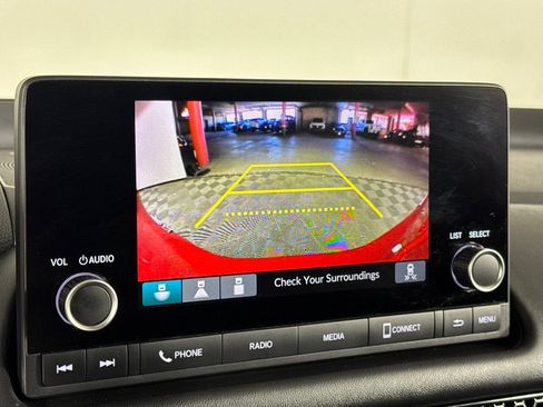 Used 2025 Honda HR-V Sport image 16