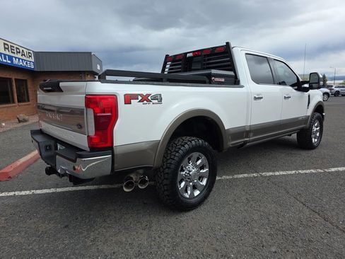 Used 2019 Ford F250 King Ranch w/ King Ranch Ultimate Package AWD/4WD image 7