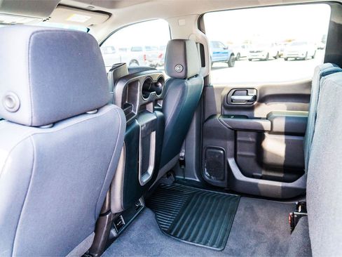 Used 2019 Chevrolet Silverado 1500 Custom w/ Infotainment Package RWD image 19