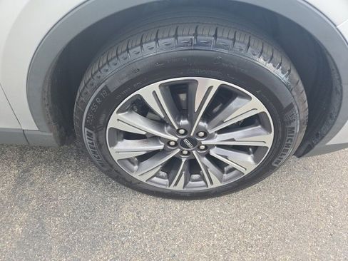 Used 2020 Lincoln Corsair Reserve w/ Equipment Group 201A image 14