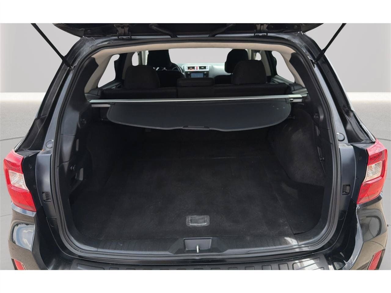 Used 2016 Subaru Outback 2.5i Premium w/ Popular Package #1 AWD/4WD image 30
