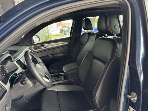 Used 2023 Volkswagen Atlas Cross Sport SE FWD image 14