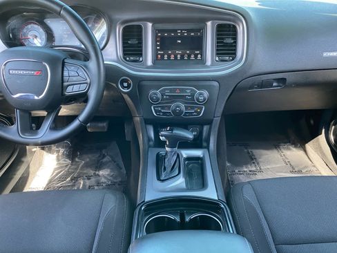 Used 2021 Dodge Charger SXT w/ Blacktop Package RWD image 11