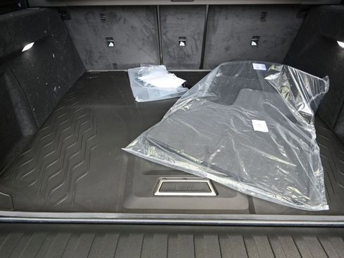 New 2026 BMW X5 M60i AWD/4WD image 21