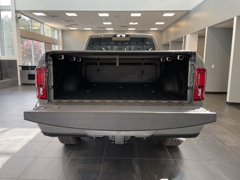 Used 2026 RAM 2500 Big Horn AWD/4WD image 36