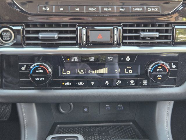 Used 2024 Nissan Pathfinder SL FWD image 19
