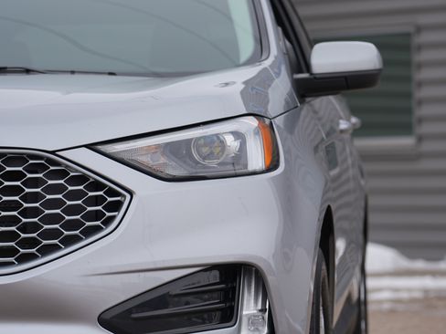 Used 2023 Ford Edge SEL w/ Convenience Package image 12