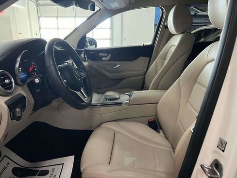 Certified 2022 Mercedes-Benz GLC 300 4MATIC image 17
