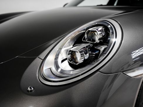 Used 2017 Porsche 911 Carrera S image 29