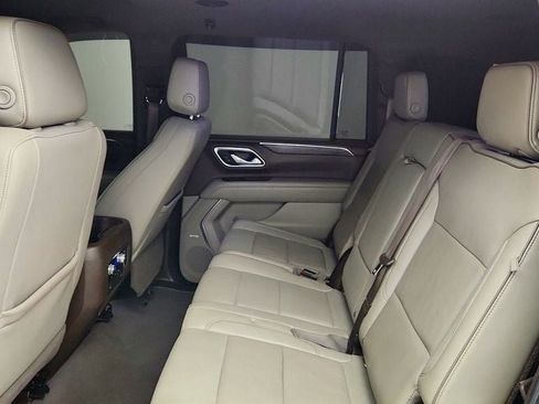 Used 2021 GMC Yukon XL SLT RWD image 19