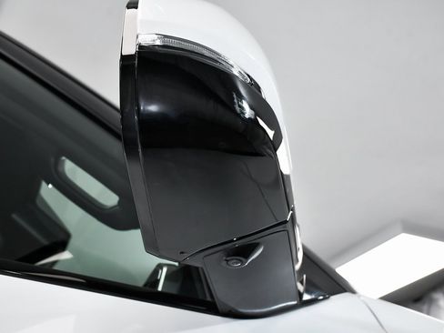 Used 2024 Toyota Tundra Platinum image 77