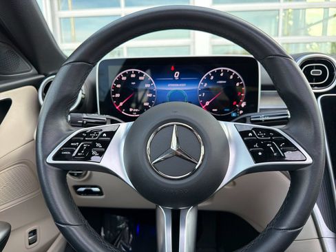 Used 2025 Mercedes-Benz C 300 Sedan image 21
