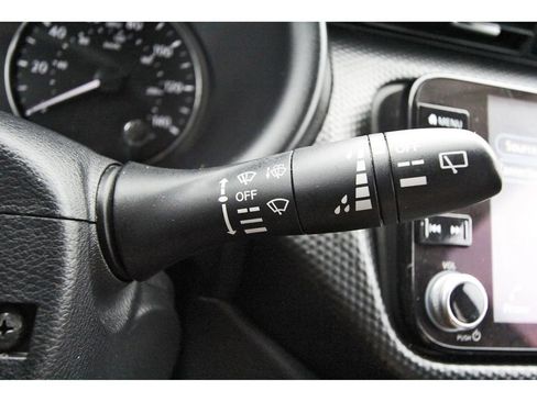 Used 2023 Nissan Kicks SV w/ Interior Electronics Package FWD image 18