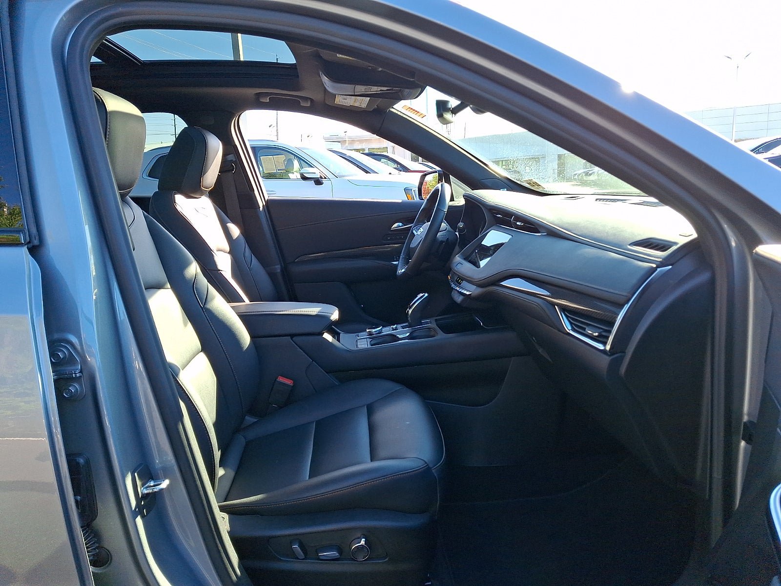 Certified 2023 Cadillac XT4 Sport w/ Cold Weather Package AWD/4WD image 20