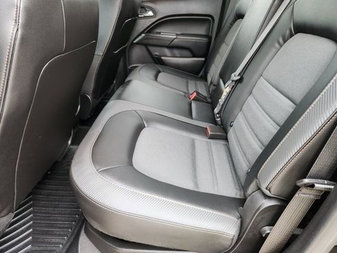 Used 2022 GMC Canyon AT4 image 29