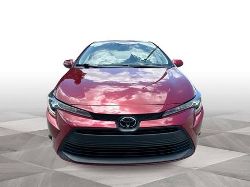 Used 2023 Toyota Corolla LE FWD image 3