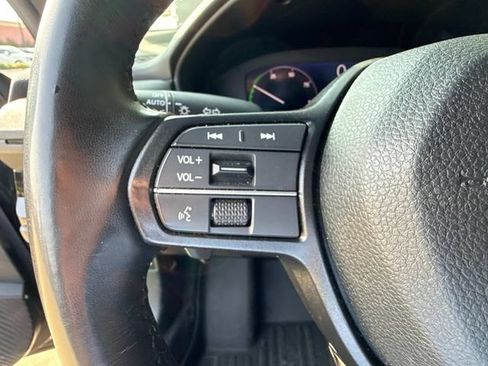 Used 2024 Honda Accord Sport image 26