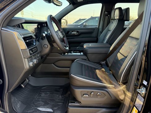 New 2026 GMC Yukon XL AT4 Ultimate w/ LPO, Floor Liner Package AWD/4WD image 21
