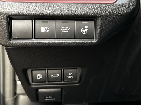 Used 2023 Toyota Prius Prime Premium image 20