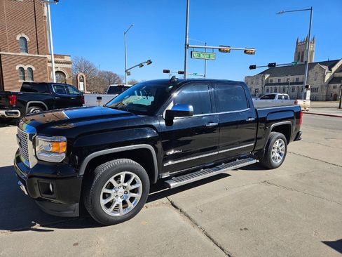 Used 2015 GMC Sierra 1500 Denali w/ Driver Alert Package image 1