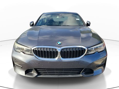 Used 2020 BMW 330i Sedan w/ Convenience Package RWD image 2